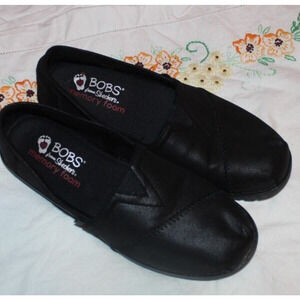 BOBS SLIP ON SHOES-SIZE 6.5-BLACK
